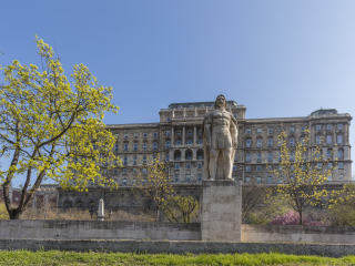 布达佩斯国立美术馆