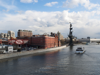 彼得大帝纪念雕像