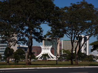 巴西利亚大教堂