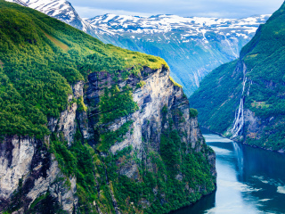 Flydalsjuvet观景台