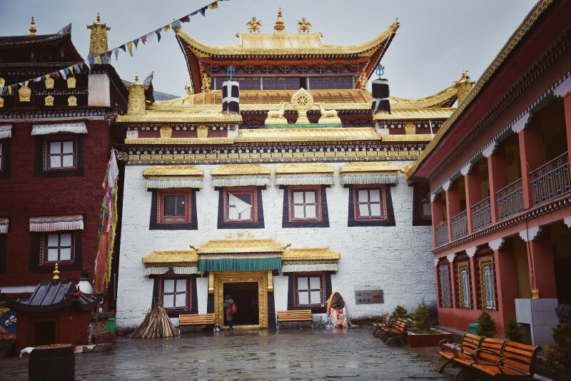 猎艳行动# 成都丹巴塔公新都桥康定 八天七晚民俗文化体验游