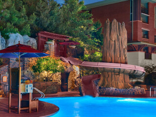 洛杉矶迪斯尼乐园