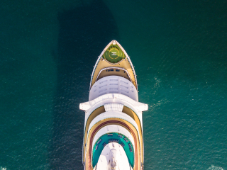 “经典”号豪华邮轮