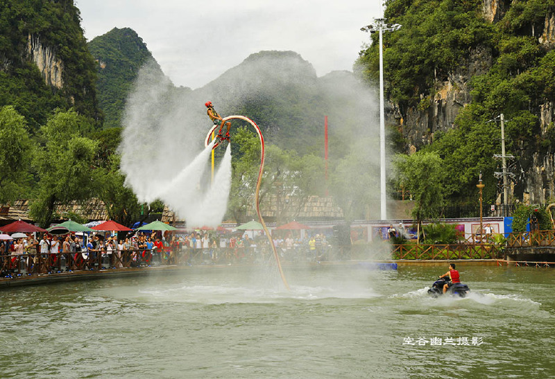 神像,三姐庙,三姐花街寻找心中的刘三姐,台风,鬼屋,活着的清明上河图