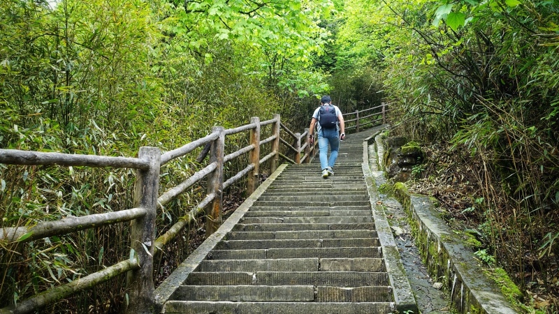 徒步巡山,寻味,只为圆一场踏遍峨眉山的梦!