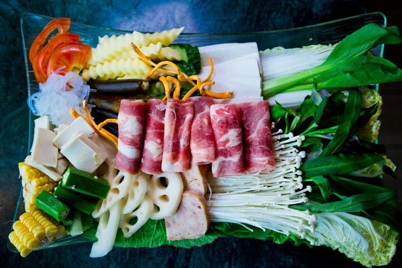 "荤素拼盘",配菜不知道点什么的时候就点这个吧