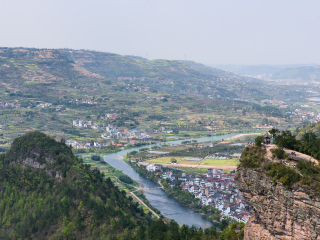 绍兴新昌穿岩十九峰