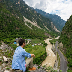 巴拉格宗大峡谷