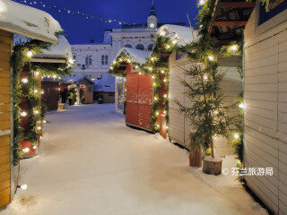 坦佩雷中心广场