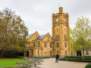 墨尔本大学