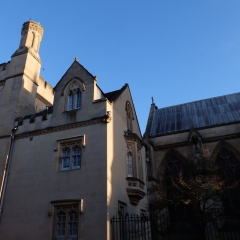 牛津大学