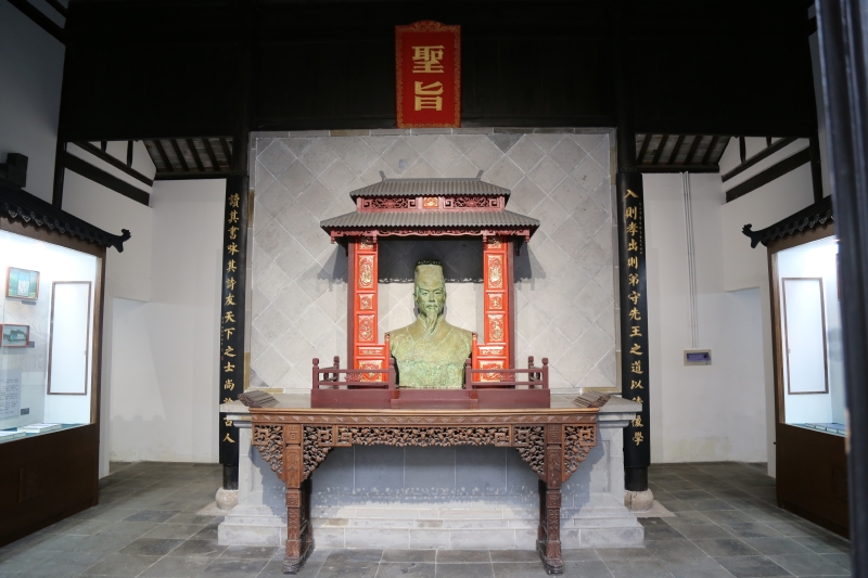 顾炎武墓及故居