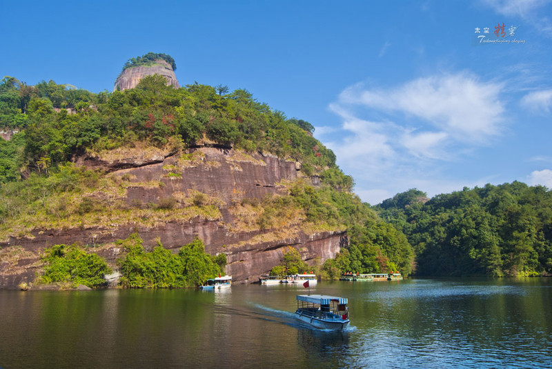 丹霞山翔龍湖景區