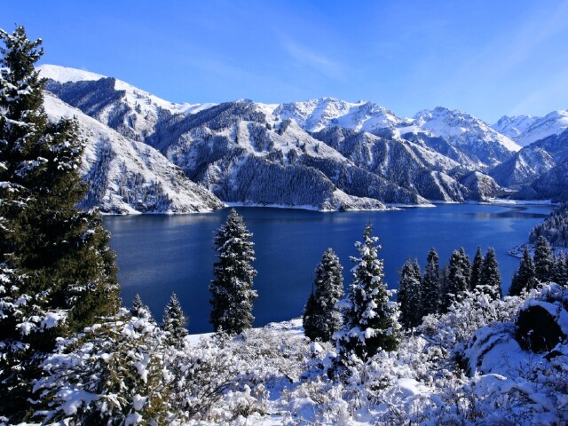 天山天池拼车1日游 高端VIP小团 市区内酒店上