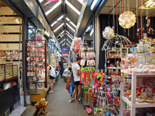 乍都乍周末市场