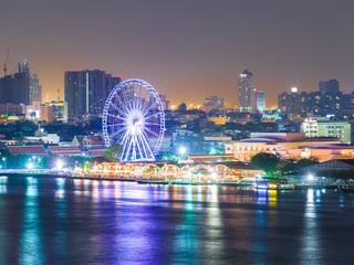 曼谷夜市摩天轮