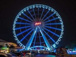 曼谷夜市摩天轮