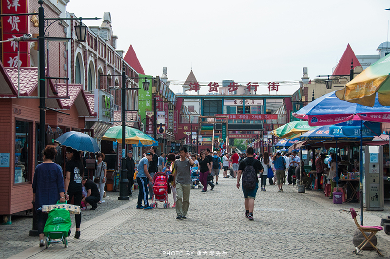 洋货市场一条街,还是挺漂亮的.