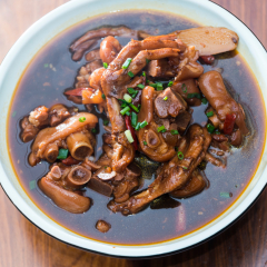 Stewed pig trotters