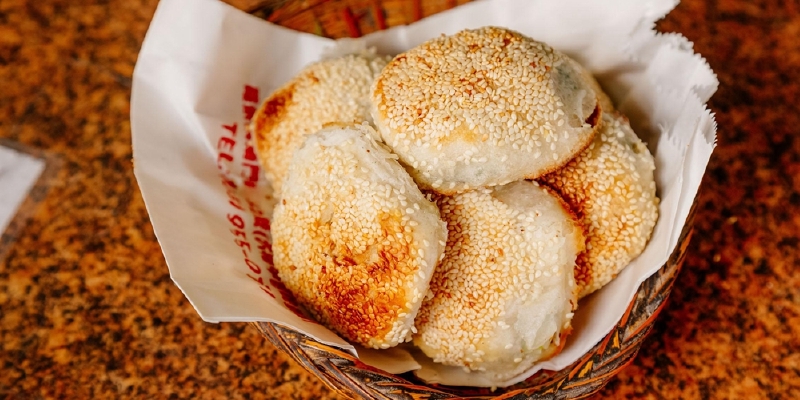 蟹壳黄_上海特色美食_上海小吃_途牛