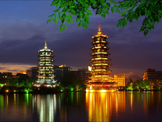  桂林 大漓江 阳朔 龙脊梯田双飞5日游>四星船/12人团/千古情或印象2