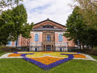 拜罗伊特节日剧院