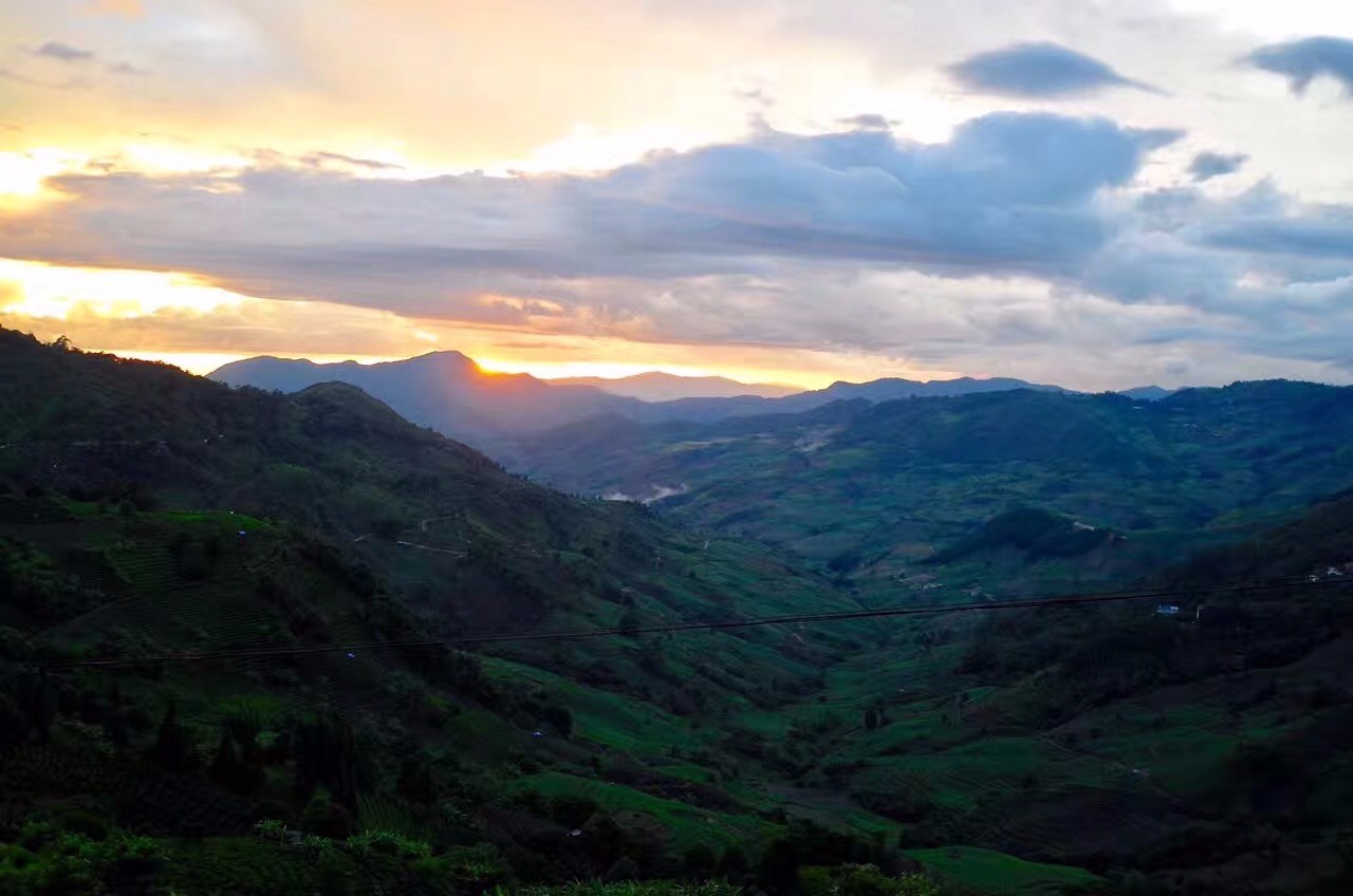      布朗山布朗族乡