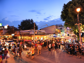 清迈周日夜市（周日步行街）