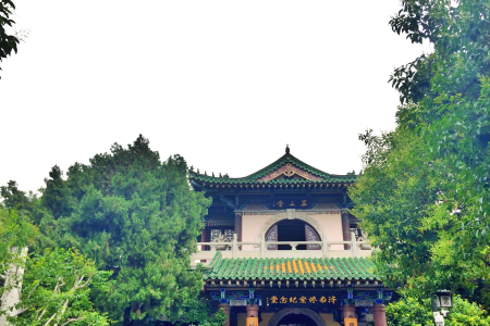 <泰山-济南趵突泉双高3日游>赠封禅，泰山双乘景交，纯玩0购物，星级导游服务，跟着导游打快板、唱吕剧，充足游览时间，自由探索当地美食