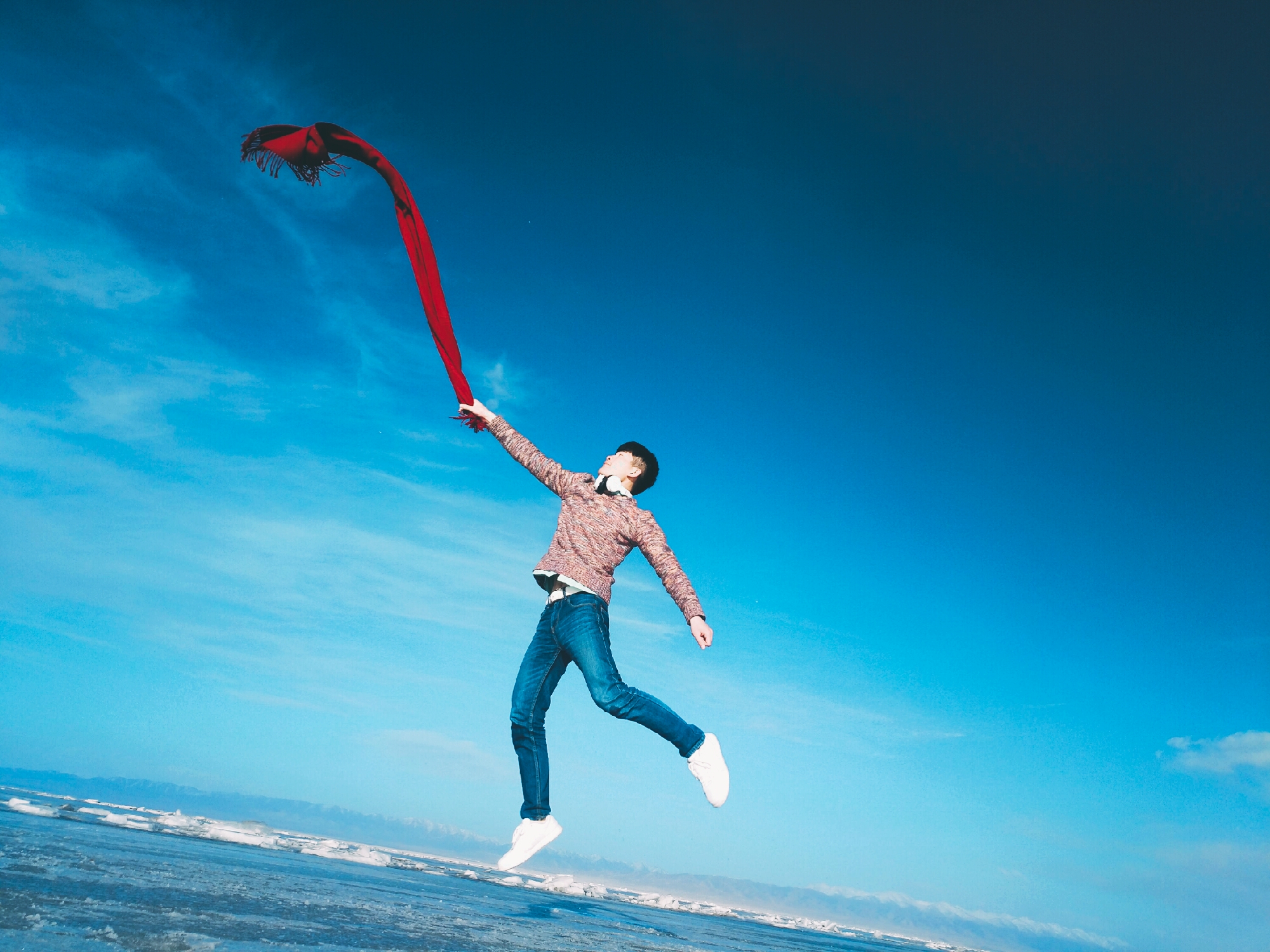 在旅途中怎样抓拍跳跃照有何技巧