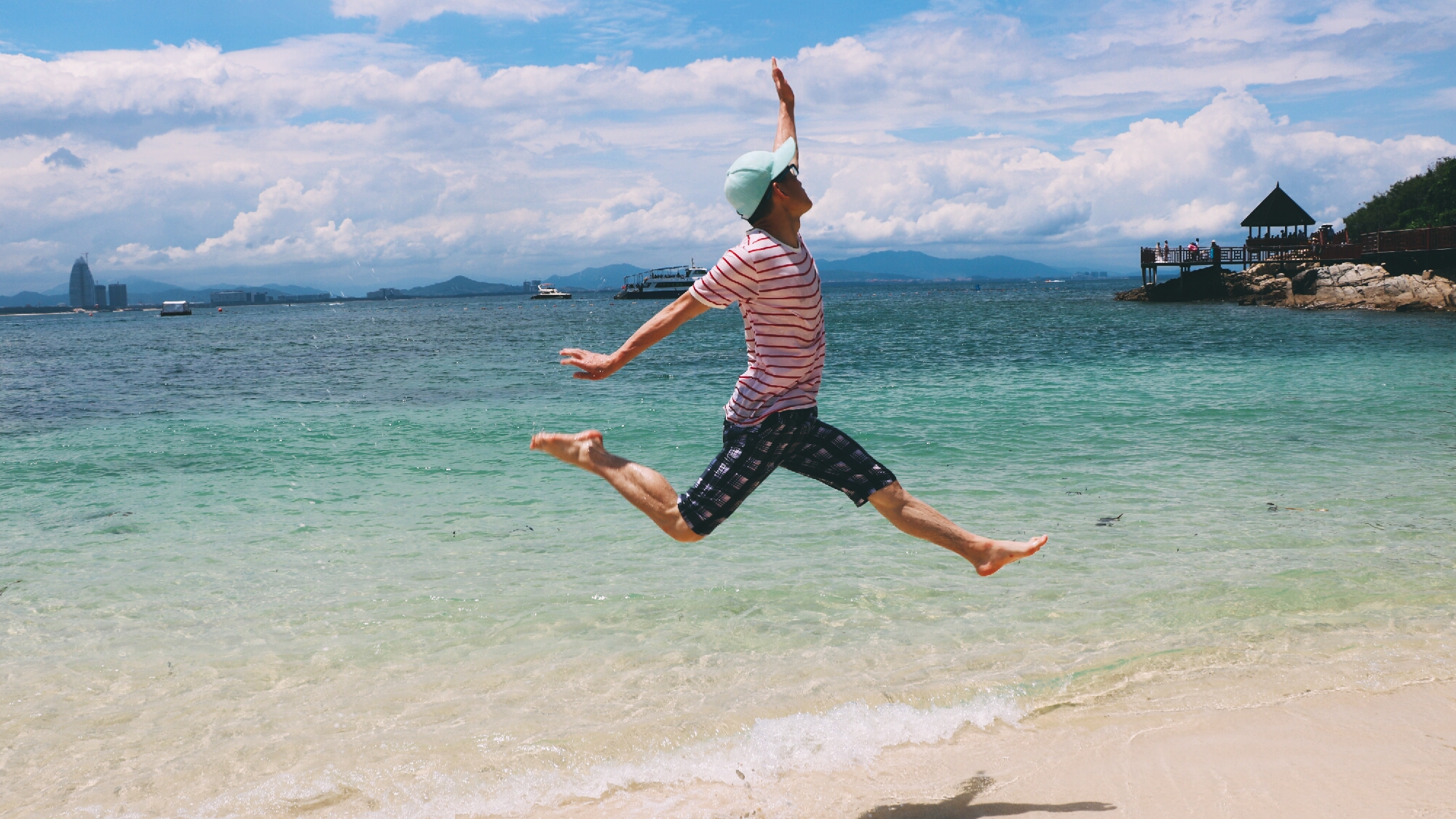 在旅途中怎样抓拍跳跃照有何技巧