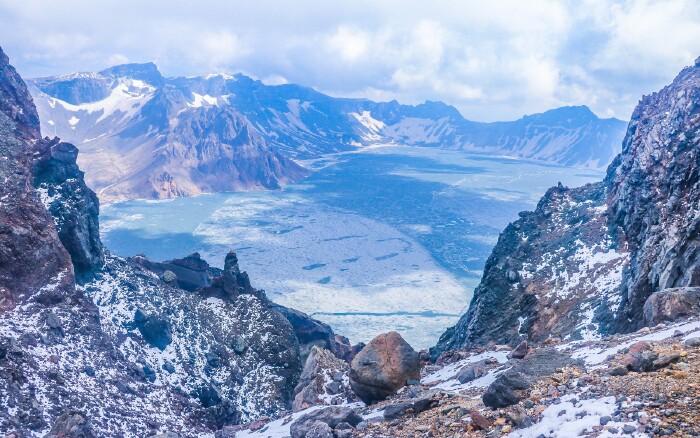 首发#猎艳行动# 初夏以北,长白之巅,遇见不一样的东北【多图】_长白山