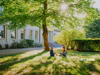 诺马库炼铁厂村