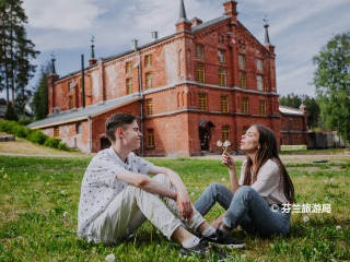 韦尔拉磨木纸板厂