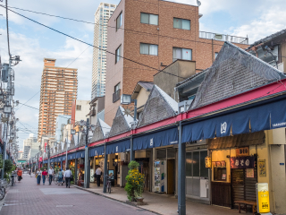 月岛西仲通商店街