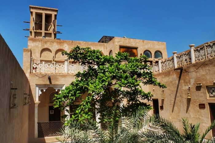     阿拉伯历史建筑群