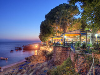 伊奥尼亚微风开放式公寓