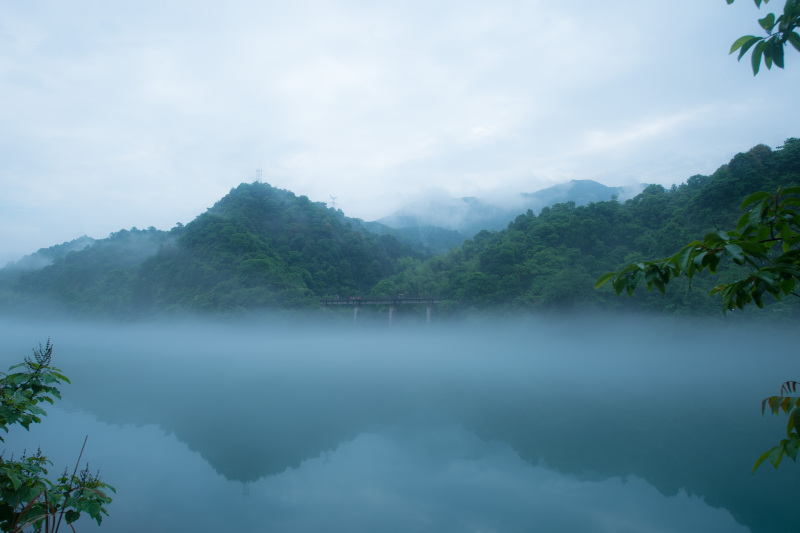 细雨中,邂逅国风仙境