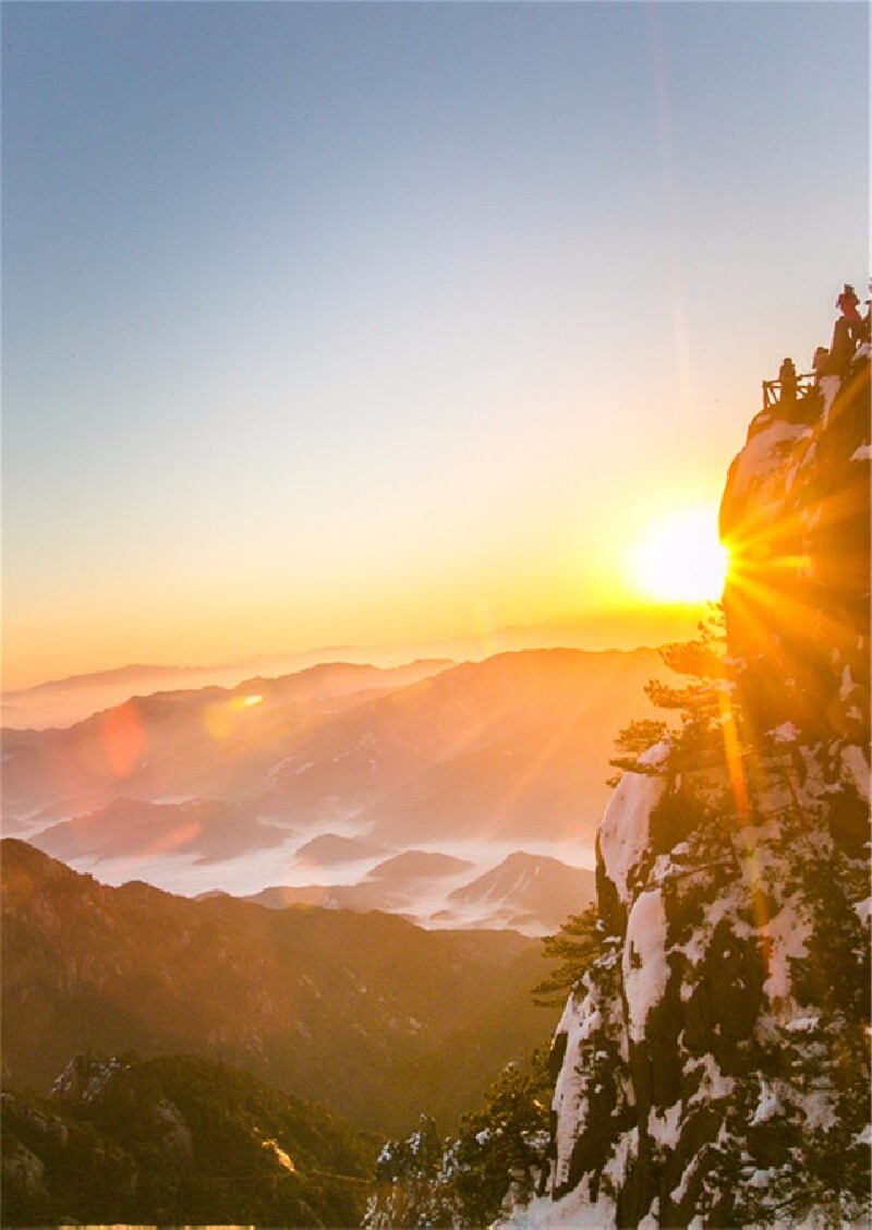 光明顶光明顶光明顶光明顶明代普门和尚曾在顶上创建