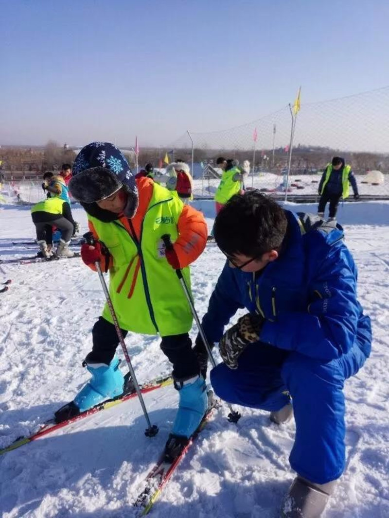 石嘴山滑雪场图片