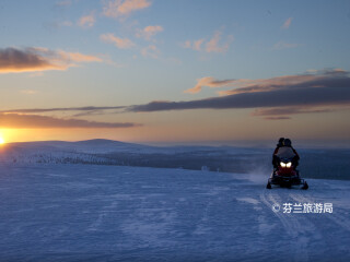 萨利色尔卡滑雪小镇