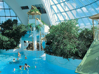 伊甸园水疗中心