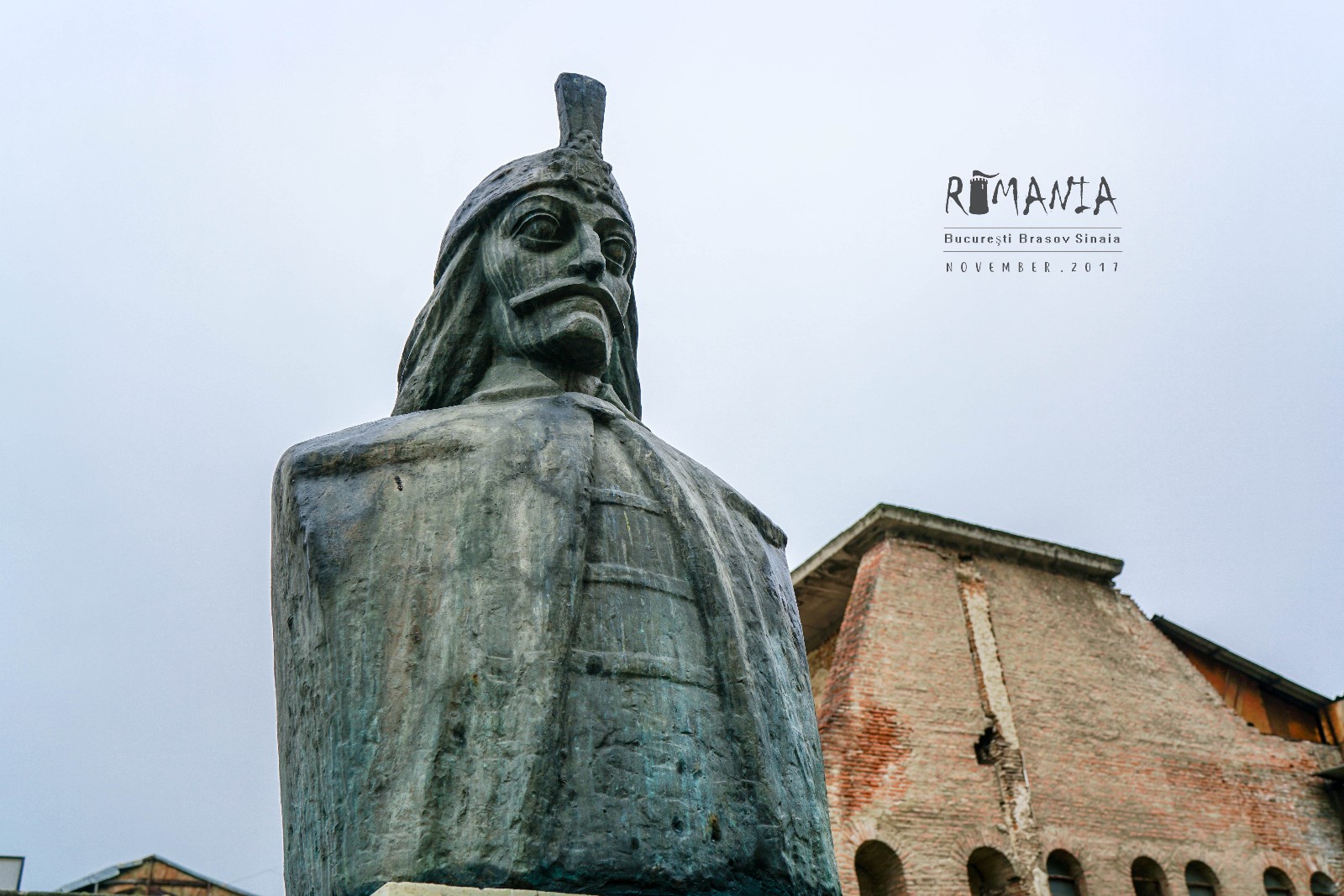 旧王宫建于15世纪,是弗拉德三世德古拉统治时期建造的宫殿或住宅.