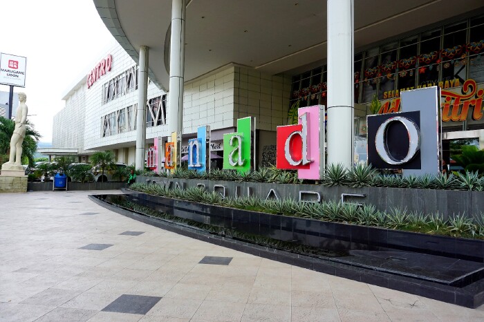 【manado town square】是当地市区最大的一家大型商场,装修风格号称