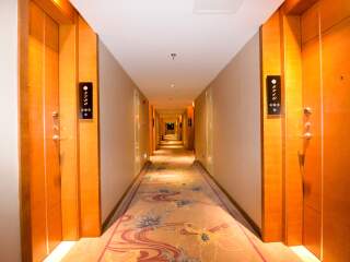 厦门建业路地铁站东渡客运码头亚朵酒店