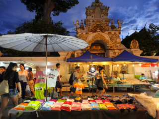 清迈周日夜市（周日步行街）