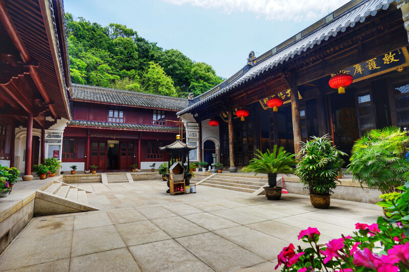 【首发】#猎艳行动#单车自驾:普陀山,拜佛三大寺