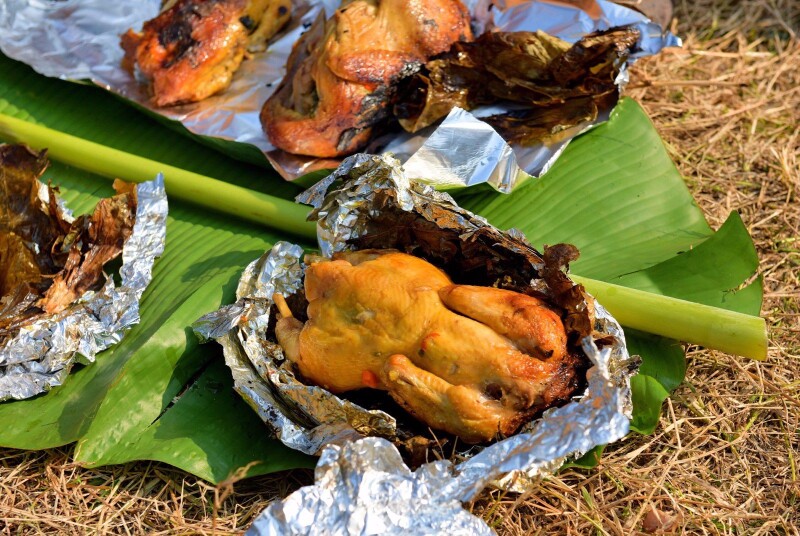 一家禅意主题文化酒店,地址位于十里画廊景区的工农桥附近鸡窝渡村