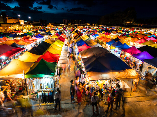 国外那些让人垂涎万分的夜市,你去过几个?