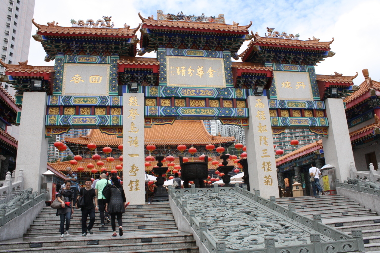 提问!请问从广州坐车到香港要准备什么材料?港